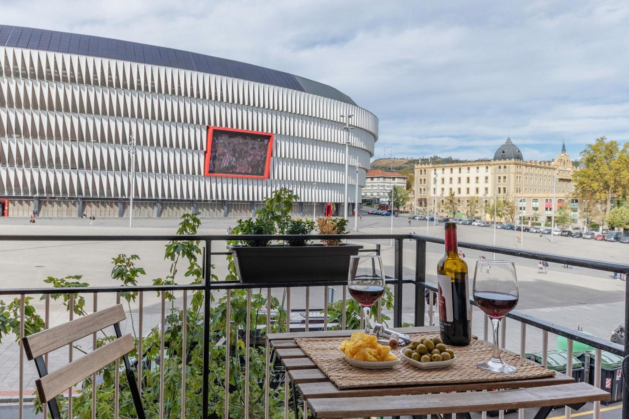 San Mames Apartment - Free Parking Bilbao Eksteriør bilde