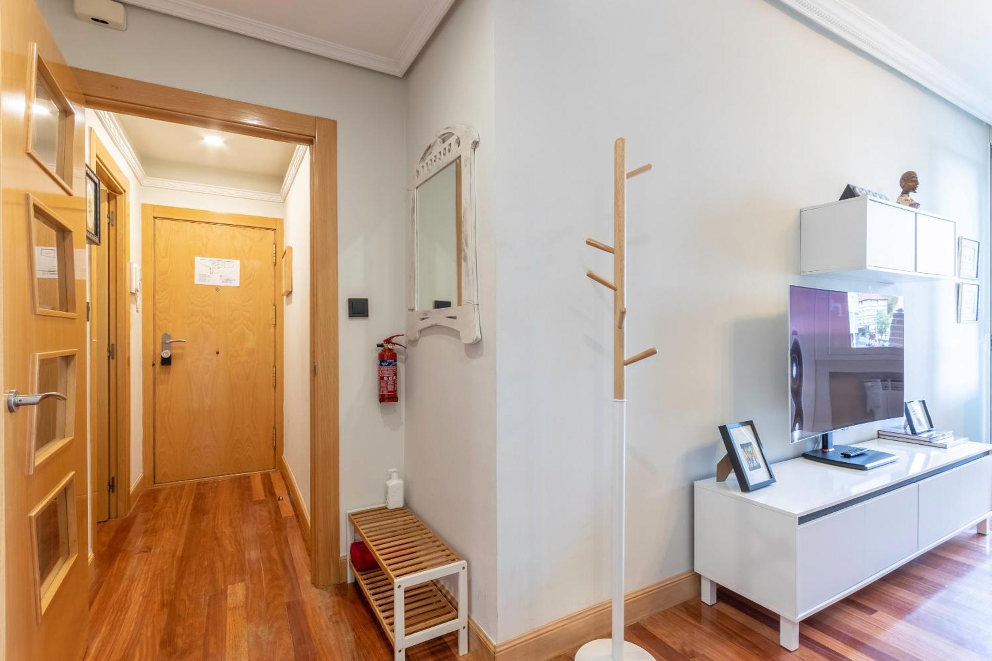 San Mames Apartment - Free Parking Bilbao Eksteriør bilde